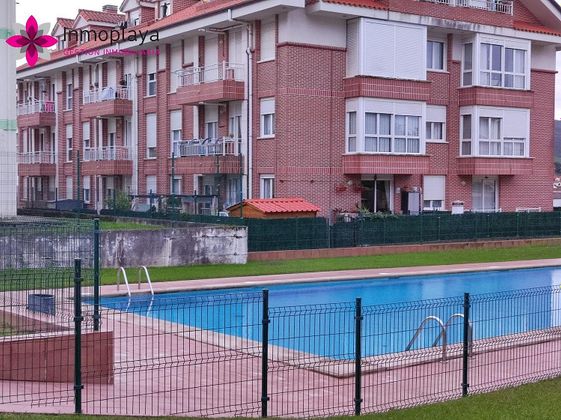 Foto 1 de Pis en venda a Meruelo de 3 habitacions amb piscina i garatge