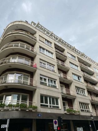 Foto 1 de Pis en venda a Centro - San Sebastián-Donostia de 4 habitacions amb balcó i calefacció