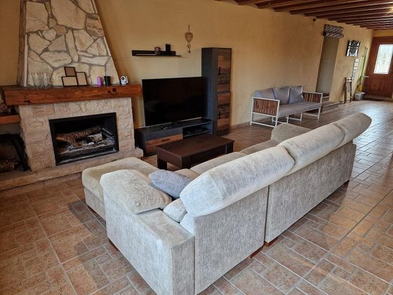 Foto 1 de Casa rural en venda a Ulldecona de 3 habitacions amb terrassa i piscina