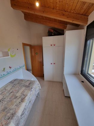 Foto 2 de Venta de casa en Abrera de 4 habitaciones con garaje y aire acondicionado