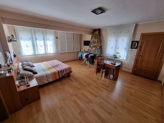 Foto 2 de Casa en venda a Esparreguera de 3 habitacions amb piscina i calefacció
