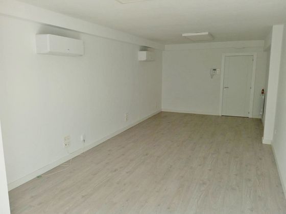 Foto 2 de Oficina en alquiler en calle Del Coso con aire acondicionado y calefacción