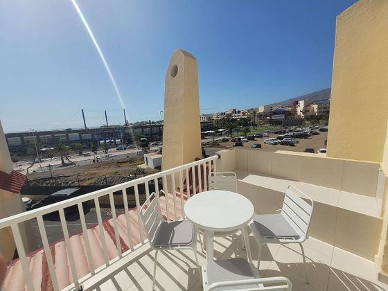 Foto 2 de Venta de ático en Costa Adeje de 2 habitaciones con terraza y piscina