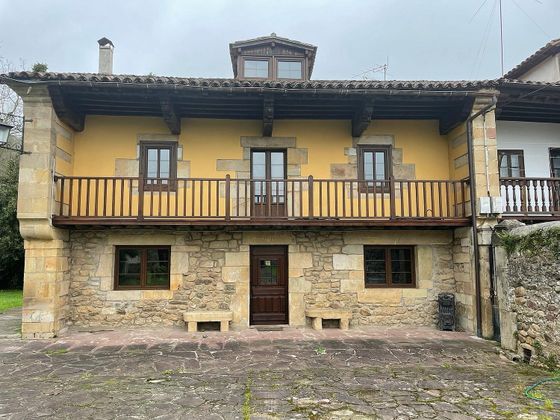 Foto 1 de Casa en venda a Corvera de Toranzo de 7 habitacions amb terrassa i garatge