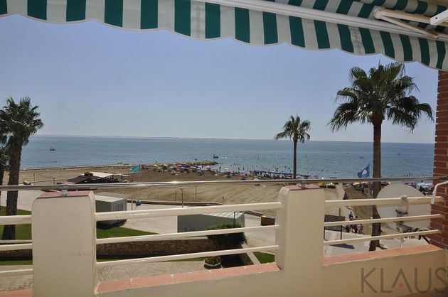 Foto 1 de Piso en venta en Platges de 3 habitaciones con terraza y piscina
