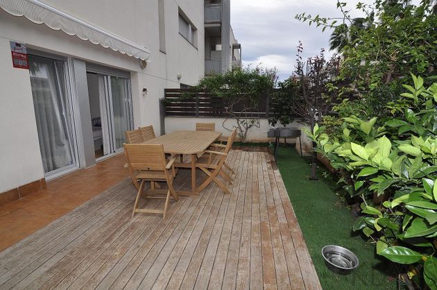 Foto 1 de Pis en venda a Avinguda Catalunya de 3 habitacions amb terrassa i piscina