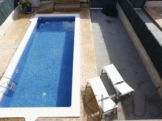 Foto 1 de Casa en venda a Ampolla, l´ de 3 habitacions amb terrassa i piscina