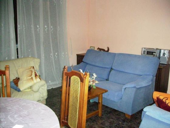 Foto 2 de Pis en venda a Eixample Sud – Migdia de 4 habitacions amb balcó i calefacció