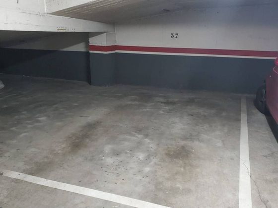 Foto 1 de Venta de garaje en calle De Santiago Ramón y Cajal de 18 m²