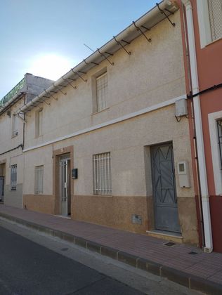 Foto 1 de Casa adossada en venda a barrio Nuevo de 4 habitacions i 150 m²