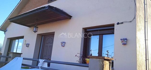 Foto 2 de Xalet en venda a Hostalets de Pierola, Els de 5 habitacions amb terrassa i garatge