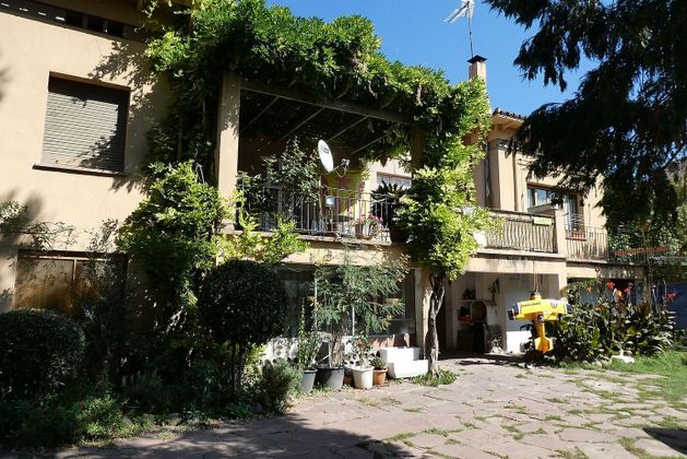 Foto 1 de Casa en venda a Torelló de 6 habitacions amb terrassa i jardí