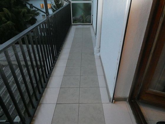Foto 2 de Piso en venta en Manlleu de 3 habitaciones con garaje y balcón