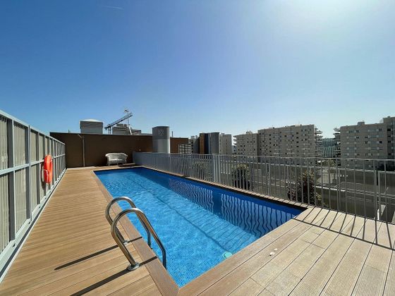 Foto 1 de Pis en venda a Sant Adrià de Besos de 3 habitacions amb piscina i garatge