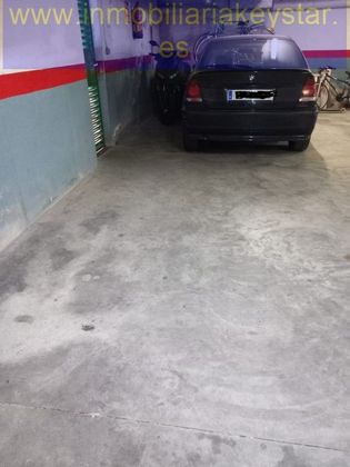 Foto 2 de Garatge en lloguer a Can Girona - Terramar - Can Pei - Vinyet de 12 m²