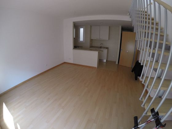 Foto 2 de Àtic en venda a Sant Pere de Ribes Centro de 2 habitacions amb terrassa i aire acondicionat