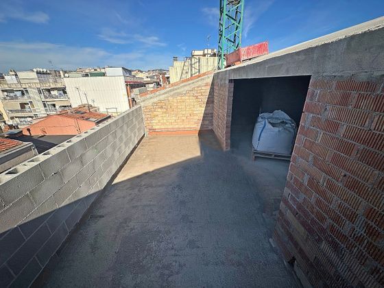 Foto 2 de Venta de dúplex en calle Girona de 2 habitaciones con terraza y calefacción
