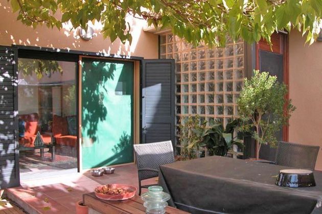 Foto 2 de Chalet en venta en Vilamacolum de 7 habitaciones con terraza y garaje