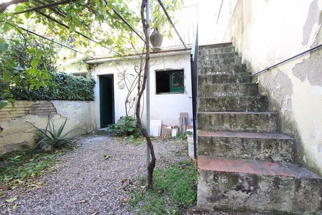 Foto 2 de Casa adossada en venda a Centre - Sabadell de 6 habitacions amb terrassa