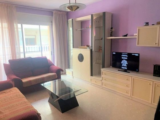 Foto 2 de Pis en venda a Sant Jaume d´Enveja de 3 habitacions amb balcó i aire acondicionat