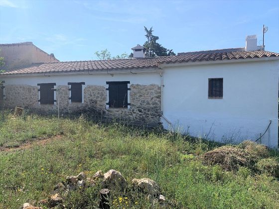 Foto 2 de Casa rural en venta en Perelló, el (Tar) de 5 habitaciones con terraza y jardín
