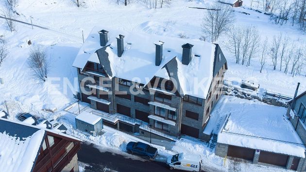 Foto 1 de Dúplex en venta en Naut Aran de 3 habitaciones con terraza y garaje