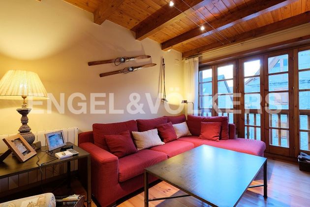 Foto 2 de Casa adossada en venda a calle Sant Peir de 3 habitacions amb garatge i calefacció