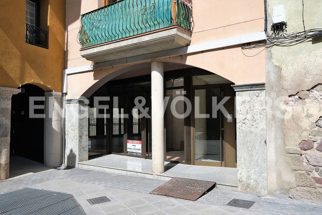 Foto 2 de Local en venda a plaza Mercadal amb terrassa i ascensor