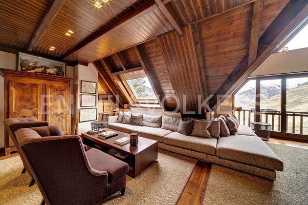 Foto 1 de Dúplex en venda a Naut Aran de 4 habitacions amb garatge i balcó