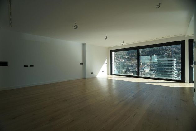 Foto 2 de Dúplex en venda a Andorra la Vella de 3 habitacions amb terrassa i balcó