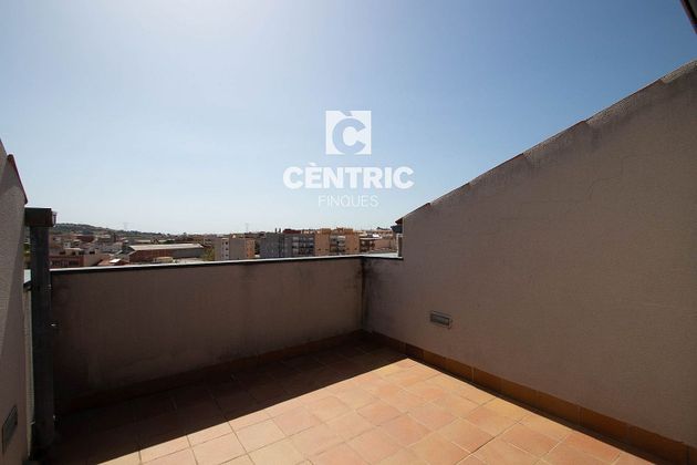 Foto 2 de Dúplex en venta en Ca n'Aurell de 2 habitaciones con terraza y garaje