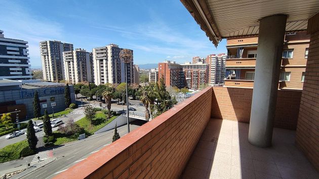 Foto 1 de Pis en venda a calle Del Cardenal Vidal i Barraquer de 4 habitacions amb terrassa i garatge