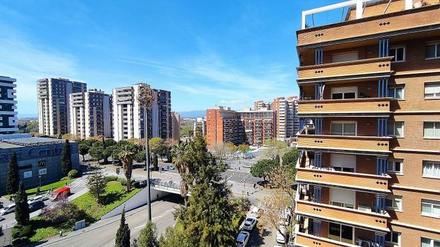Foto 2 de Pis en venda a calle Del Cardenal Vidal i Barraquer de 4 habitacions amb terrassa i garatge