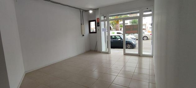 Foto 1 de Local en lloguer a Sant Pere de Ribes Centro de 131 m²