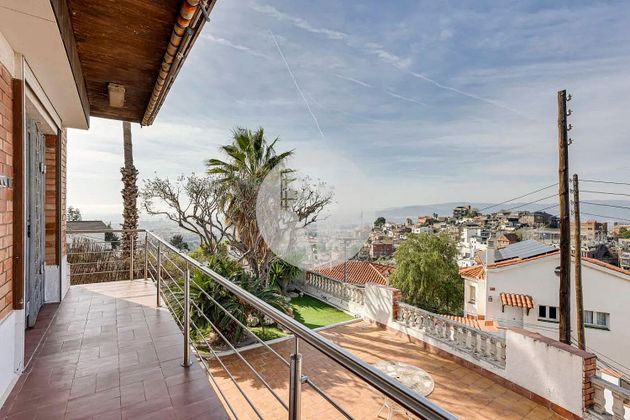 Foto 2 de Venta de casa en Ciutat Diagonal - La Miranda - La Mallola de 5 habitaciones con terraza y piscina