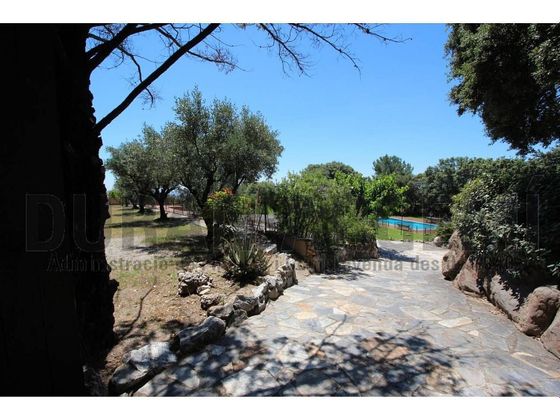 Foto 2 de Xalet en venda a Sant Feliu del Racó de 6 habitacions amb terrassa i piscina
