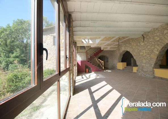 Foto 2 de Venta de casa rural en Vall de Bianya, la de 10 habitaciones con terraza y jardín
