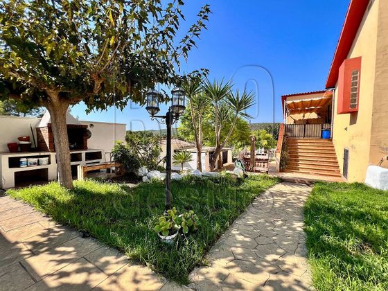 Foto 2 de Xalet en venda a Nou de Gaià, La de 4 habitacions amb terrassa i piscina