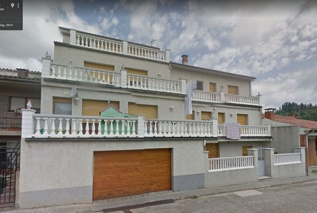 Foto 1 de Venta de casa en calle Sant Boi de 8 habitaciones con terraza y garaje