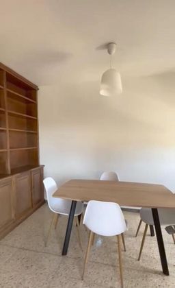 Foto 2 de Pis en lloguer a El Sucre-Universitat de 3 habitacions amb terrassa i aire acondicionat