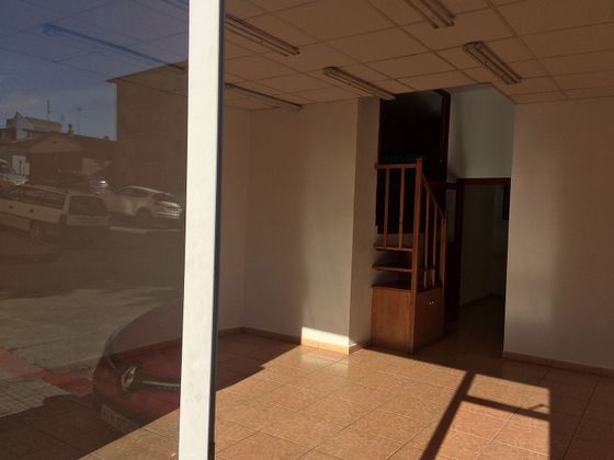 Foto 2 de Alquiler de local en Santa Clara-Caputxins-Hospital de 60 m²