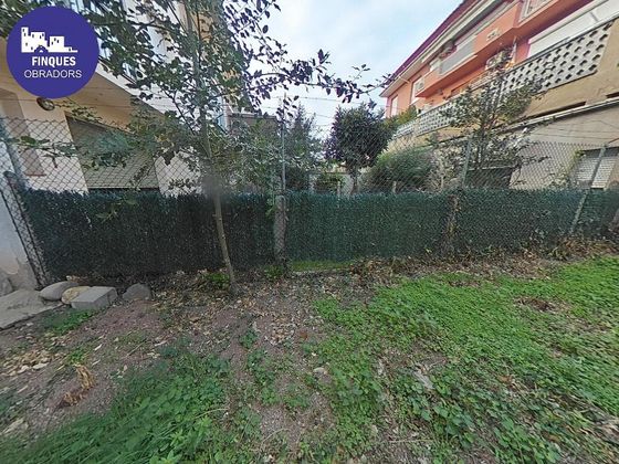 Foto 2 de Casa adossada en venda a Sant Julià de Vilatorta de 4 habitacions amb terrassa i jardí