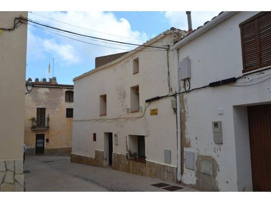 Foto 1 de Venta de casa adosada en calle San Jaime de 3 habitaciones y 167 m²