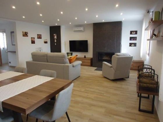 Foto 1 de Casa adossada en venda a Torrefarrera de 5 habitacions amb terrassa i garatge