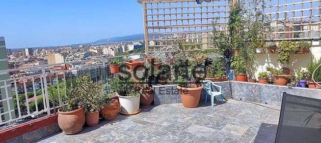 Foto 2 de Àtic en venda a calle Teide de 3 habitacions amb terrassa i balcó