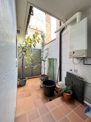 Foto 2 de Casa en venta en Sant Andreu de Palomar de 4 habitaciones con terraza y balcón
