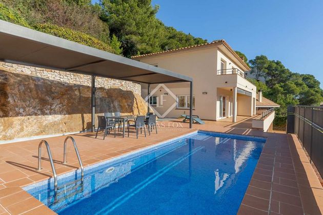 Foto 1 de Xalet en venda a Aiguafreda - Sa Tuna de 4 habitacions amb terrassa i piscina
