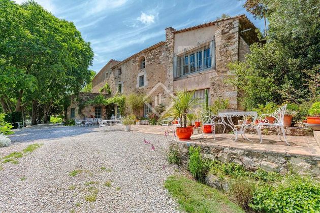 Foto 1 de Casa rural en venda a Celrà de 6 habitacions amb terrassa i piscina