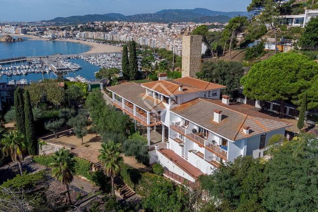 Foto 2 de Xalet en venda a Cala Sant Francesc - Santa Cristina de 11 habitacions amb terrassa i garatge