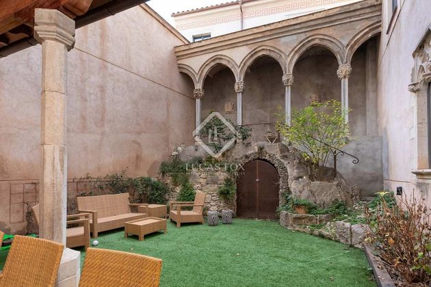 Foto 1 de Pis en venda a Centre - Girona de 6 habitacions amb jardí i aire acondicionat